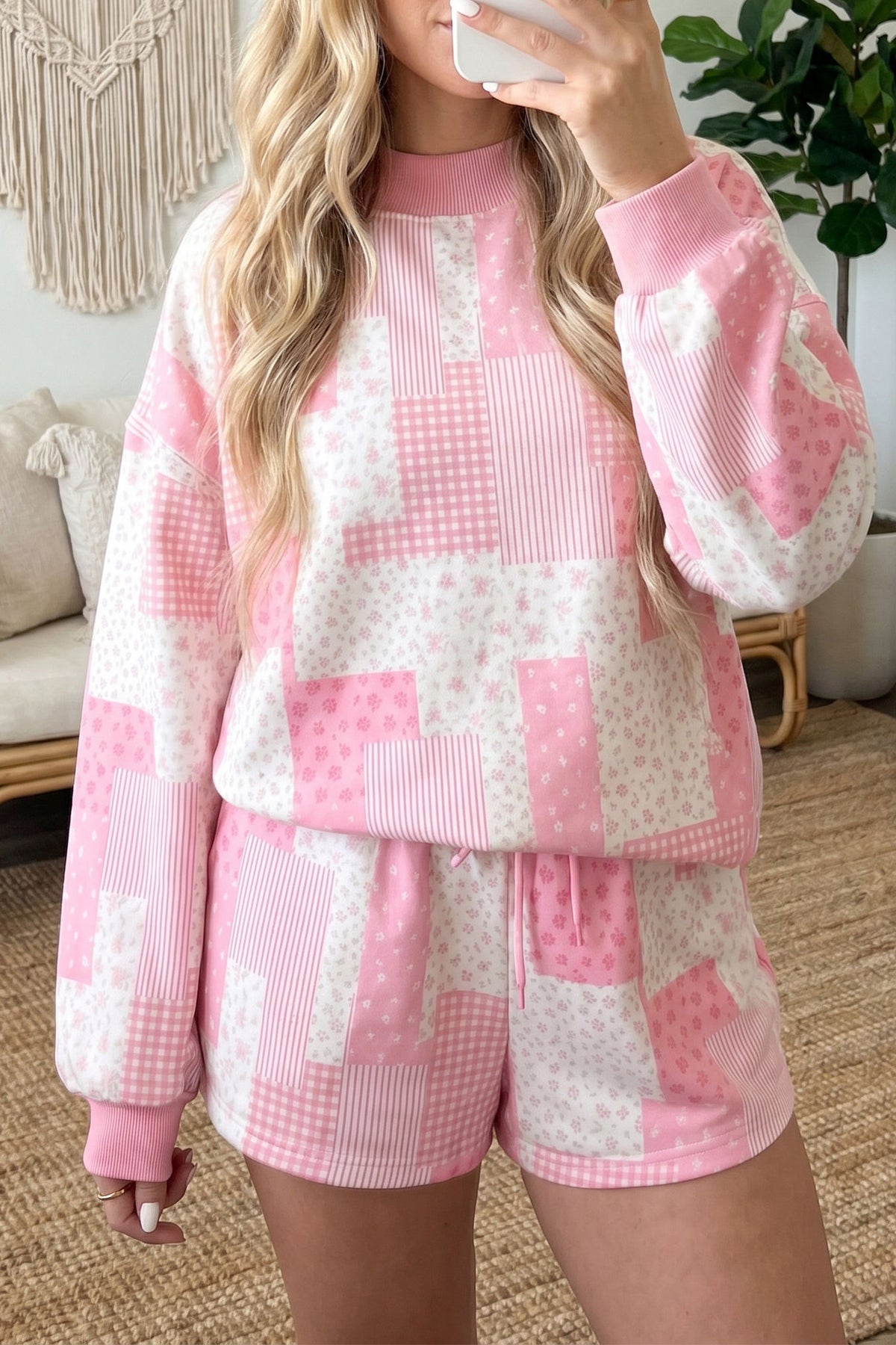 Light Pink Patchwork Floral Print Drop Shoulder Baggy Pullover Drawstring Shorts Set